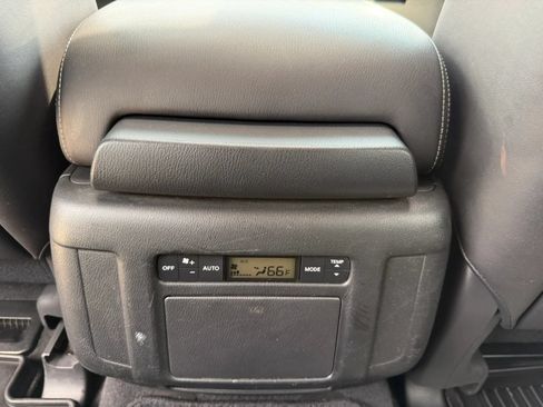 Used 2017 INFINITI QX80 4WD w/ Driver Assistance Package image 24
