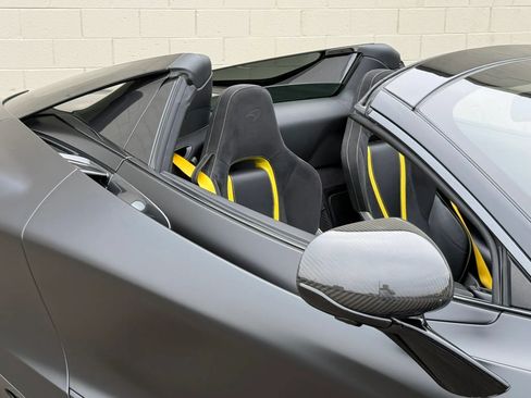 Used 2022 McLaren 720S Performance RWD image 26