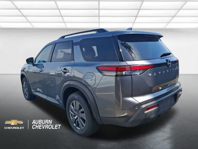 Used 2025 Nissan Pathfinder SV