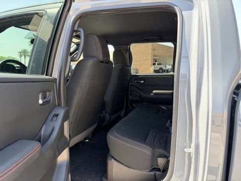 Used 2024 Nissan Frontier Pro-X w/ Pro Convenience Package image 28