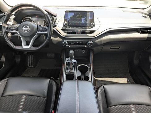 Used 2025 Nissan Altima 2.5 SR FWD image 24