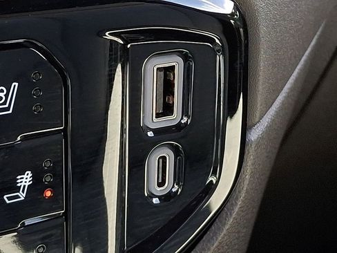 Used 2024 GMC Sierra 1500 SLT w/ SLT Premium Plus Package image 26