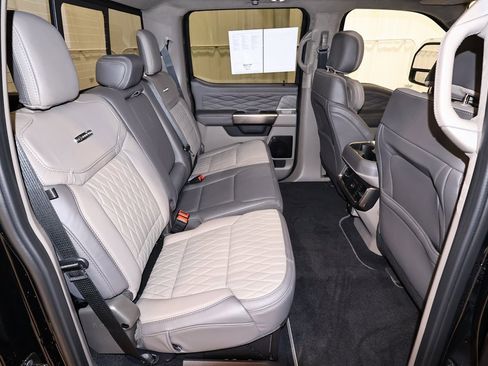 Certified 2026 Ford F350 Platinum w/ Platinum Plus Package image 19