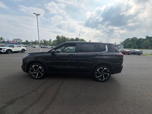 Used 2024 Mitsubishi Outlander SE FWD image 15