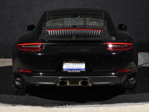 Used 2019 Porsche 911 Carrera GTS RWD image 11