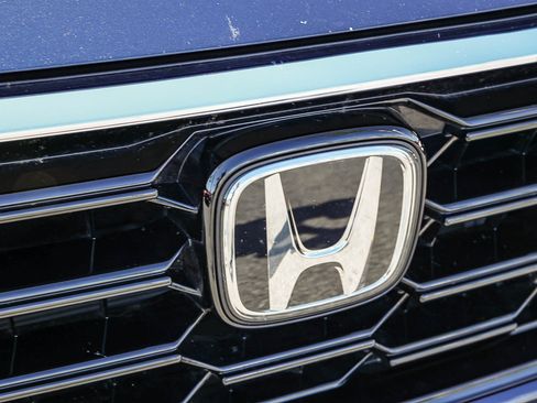 Used 2025 Honda CR-V EX-L image 16