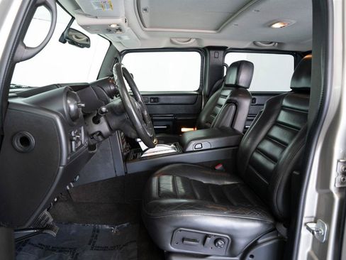 Used 2005 HUMMER H2 w/ Preferred Equipment Group AWD/4WD image 8