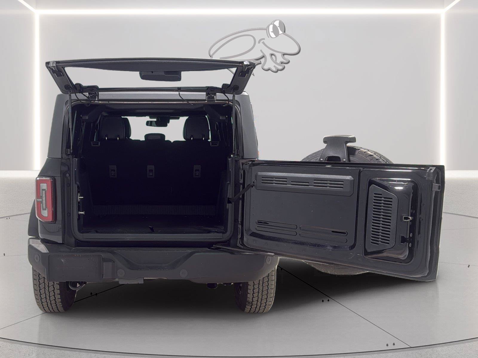 Used 2025 Ford Bronco Outer Banks AWD/4WD image 9
