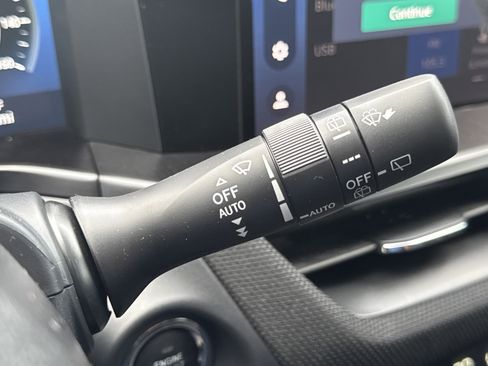 New 2026 Subaru Outback Limited AWD/4WD image 18