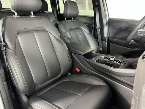 Used 2026 Jeep Cherokee Limited AWD/4WD image 43