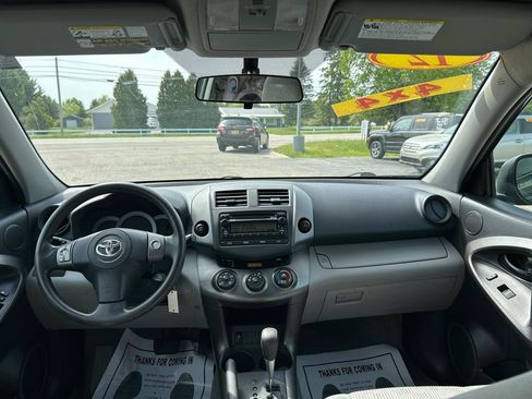 Used 2012 Toyota RAV4 4WD w/ Value Pkg image 18