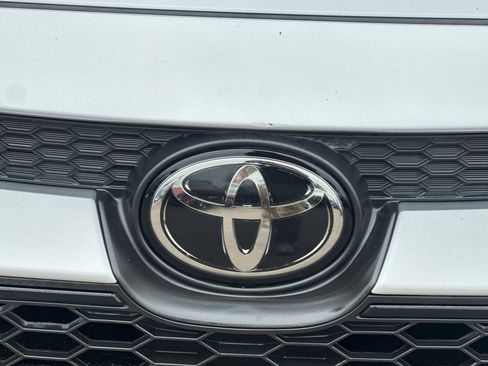 Used 2022 Toyota Corolla LE image 35