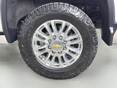 Used 2021 Chevrolet Silverado 3500 High Country w/ Z71 Off-Road Package AWD/4WD image 29