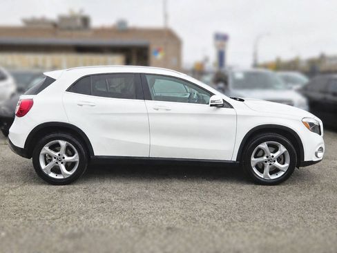 Used 2019 Mercedes-Benz GLA 250 4MATIC image 3