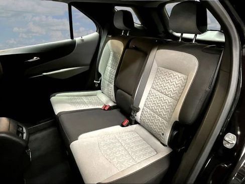 Used 2024 Chevrolet Equinox LS image 21