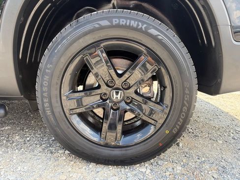 Used 2023 Honda Ridgeline Black Edition image 17