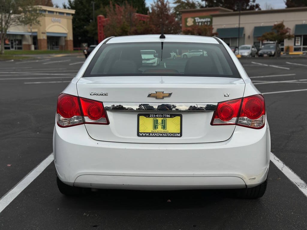 Used 2013 Chevrolet Cruze LT FWD image 4