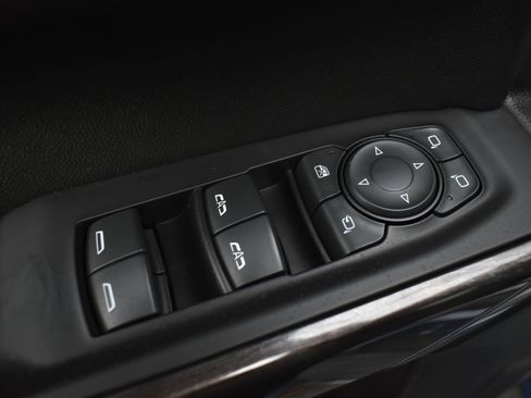 Used 2021 Chevrolet Silverado 1500 LTZ w/ LTZ Premium Package image 12