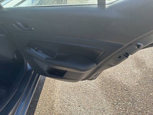 Used 2018 Chrysler Pacifica Touring Plus w/ Tire & Wheel Group image 16