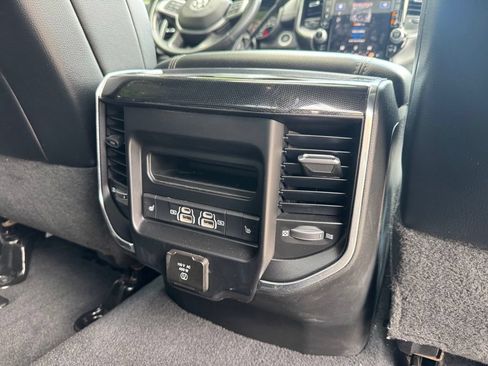 Used 2022 RAM 3500 Laramie AWD/4WD image 20