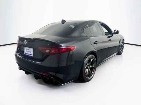 Used 2023 Alfa Romeo Giulia Quadrifoglio RWD image 5