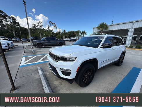 Used 2022 Jeep Grand Cherokee Limited AWD/4WD image 1