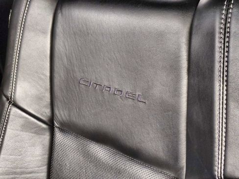 Used 2014 Dodge Durango Citadel w/ Technology Group image 41