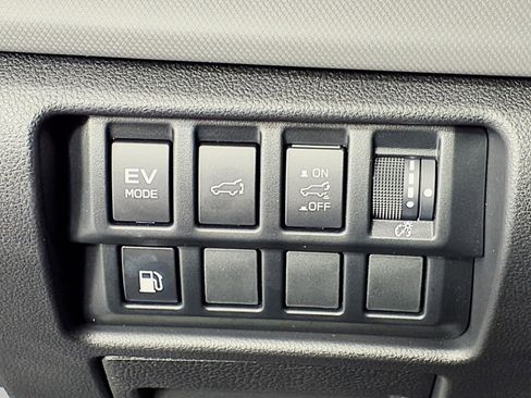 Certified 2025 Subaru Forester Sport AWD/4WD image 18