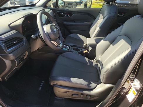 Used 2025 Subaru Forester Limited AWD/4WD image 21
