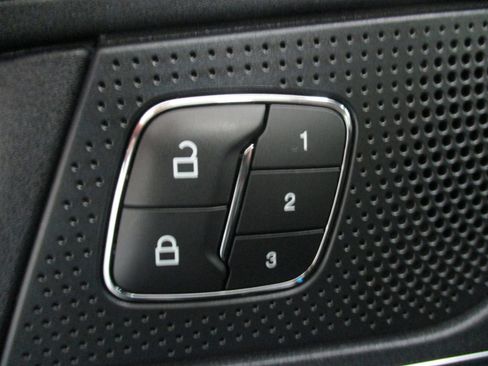 Used 2020 Ford Edge Titanium w/ Cargo Accessory Package image 18