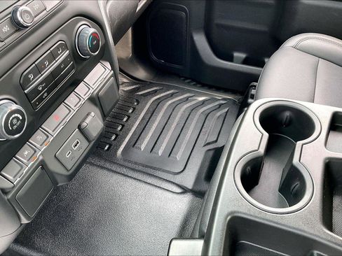 Used 2022 Chevrolet Silverado 1500 W/T w/ Trailering Package image 16