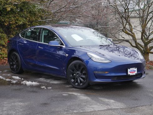 Used 2019 Tesla Model 3 Standard Range image 20