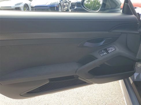 Used 2025 Porsche 718 Cayman GT4 RS image 20