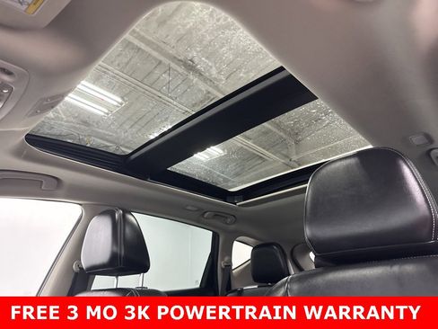 Used 2019 Nissan Murano S image 21