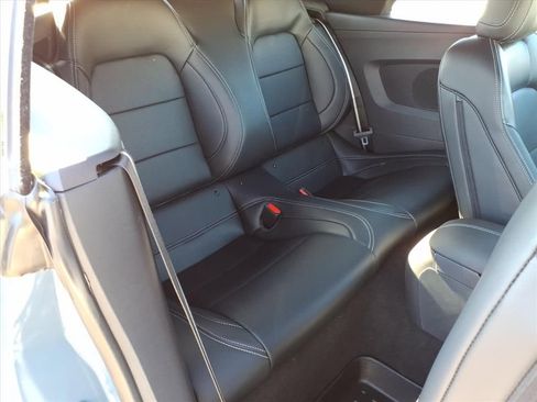 Used 2025 Ford Mustang GT Premium image 9