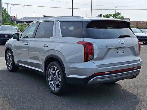 Certified 2024 Hyundai Palisade Limited AWD/4WD image 5