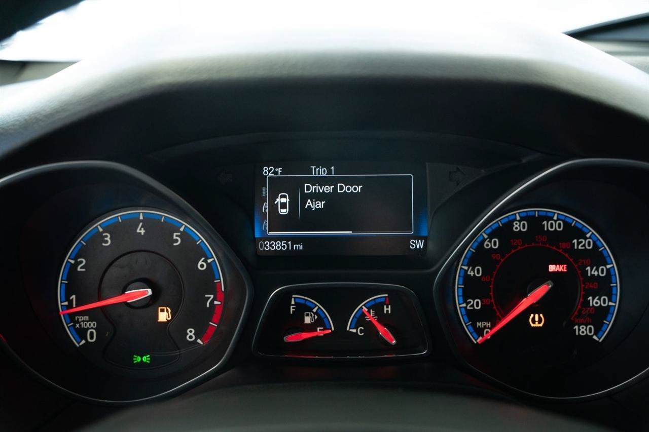 Used 2017 Ford Focus RS AWD/4WD image 19
