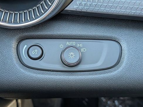 New 2026 Chevrolet Trax ACTIV image 24