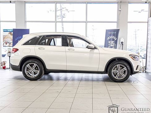 Used 2021 Mercedes-Benz GLC 300 4MATIC w/ Exterior Lighting Package image 9