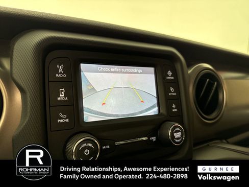 Used 2020 Jeep Wrangler Unlimited Sport image 9