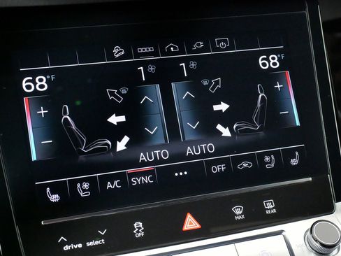 Used 2024 Audi Q8 e-tron Premium Plus w/ Premium Plus Package image 57