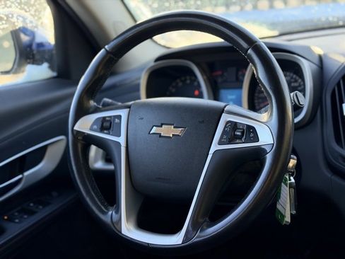 Used 2010 Chevrolet Equinox LT w/ Vehicle Interface Package image 18