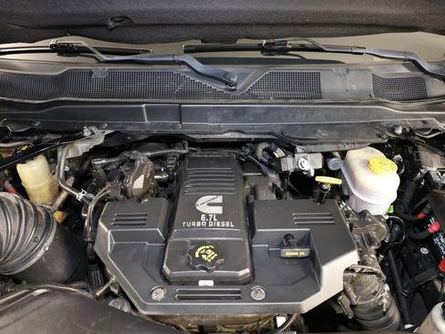 Used 2022 RAM 3500 Tradesman RWD image 36