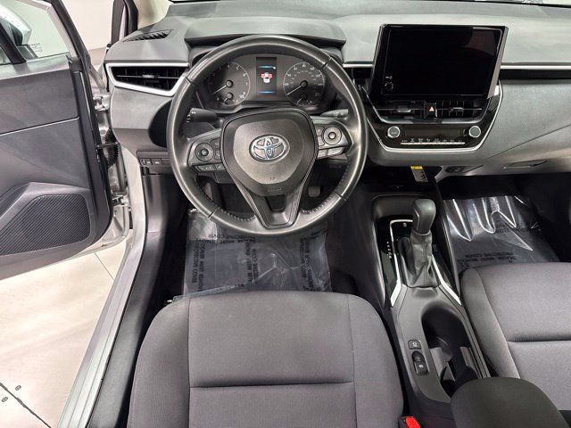 Used 2024 Toyota Corolla LE w/ LE Premium Package FWD image 14