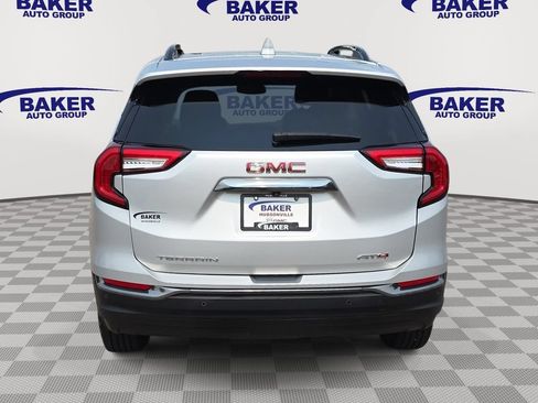 Certified 2022 GMC Terrain AT4 AWD/4WD image 6