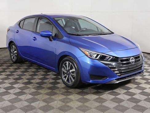 Used 2023 Nissan Versa SV image 42