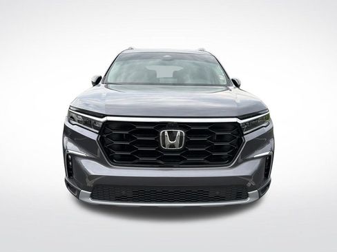 Used 2025 Honda Pilot Elite image 2