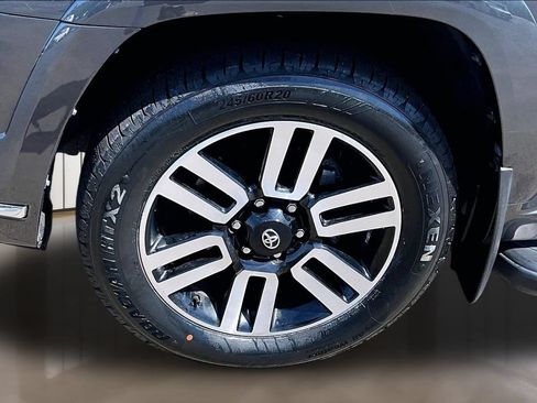 Used 2023 Toyota 4Runner Limited AWD/4WD image 34