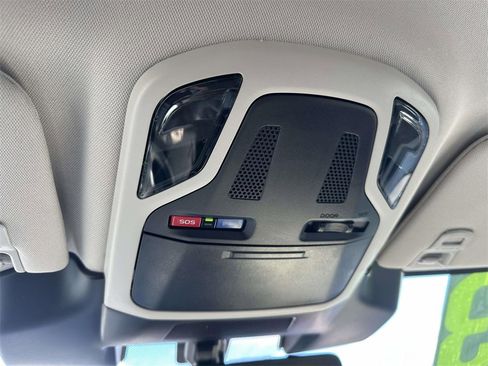 Used 2023 Subaru Outback Limited image 28