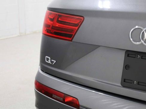 Used 2019 Audi Q7 2.0T Premium Plus w/ Premium Plus Package image 8